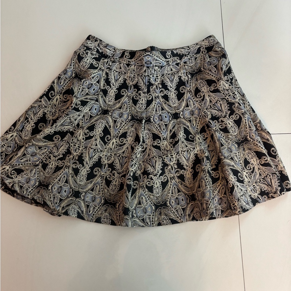 Black Cream Old Money Skirt Size S From Nordstrom